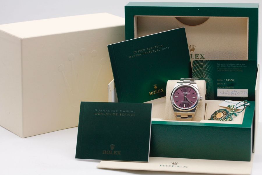 Rolex Oyster Perpetual 114300